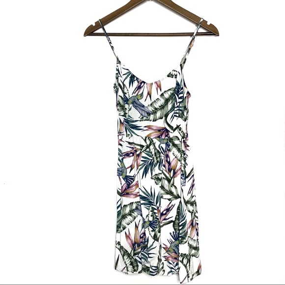 Divided Dresses & Skirts - Divided by H&M Hummingbird Floral Dress